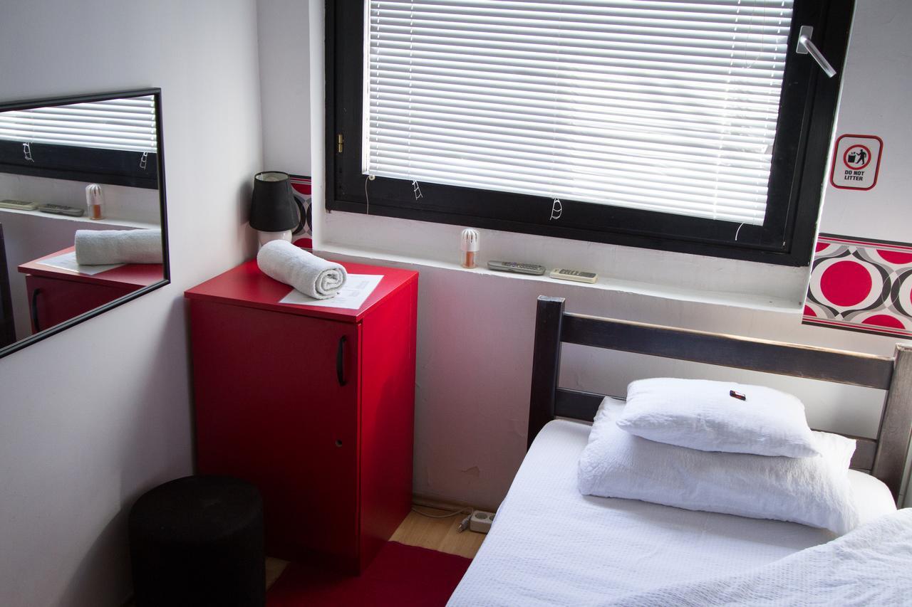 Hostel No9 เบลเกรด ภายนอก รูปภาพ